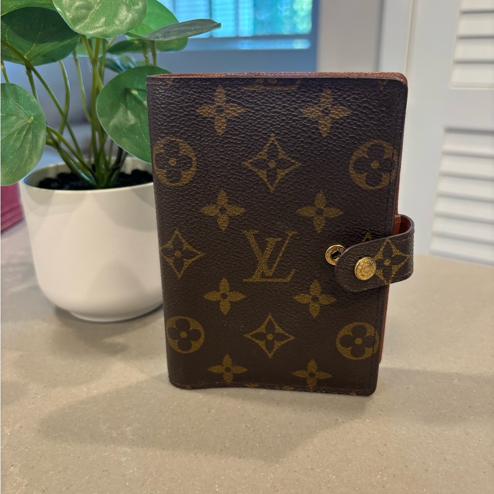 LV Tan Leather Organizer - Picture 2 of 7